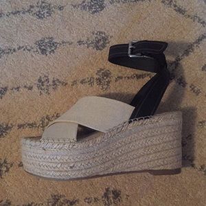 Dolce Vita Carsie wedge, size 6.5